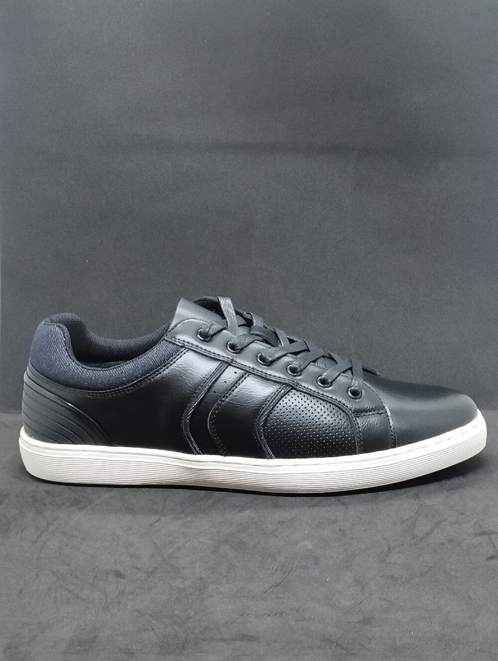 English Laundry Rafael Sneaker Leather Casual Comforter Dress Shoes Trainers NWB